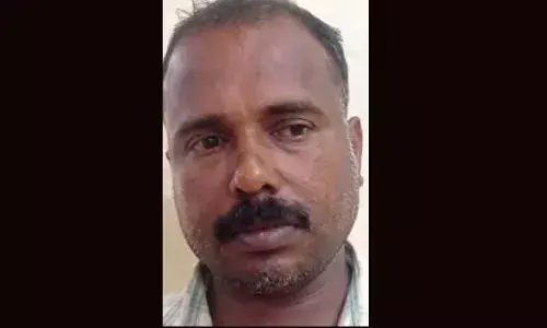 ഉത്സവസ്ഥലത്ത് നാടന്‍ പാട്ട് പരിപാടിക്കിടെ സംഘര്‍ഷം; നിയന്ത്രിക്കാനെത്തിയ ഡ്യൂട്ടിയിലുണ്ടായിരുന്ന പോലീസ് ഉദ്യോഗസ്ഥരെ കൈയേറ്റം ചെയ്തു; പ്രതി അറസ്റ്റില്‍