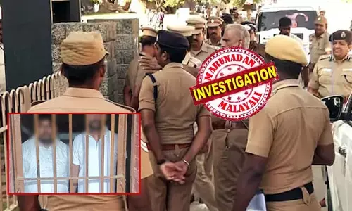 ക്ഷേത്രത്തിലെ പൊതുപരിപാടിക്കിടെ തടിയനെന്ന് വിളിച്ച് കളിയാക്കി; ഒപ്പം ഉണ്ടായിരുന്നവരും കൂടെ ചിരിച്ചതോടെ അപമാനം സഹിക്കാനായില്ല; കാർ പിന്തുടർന്നെത്തി സുഹൃത്തുക്കൾക്ക് നേരെ വെടിയുതിർത്ത് യുവാവിന്റെ പ്രതികാരം; രണ്ട് പേർ അറസ്റ്റിൽ