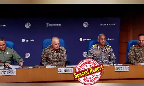 ഓപ്പറേഷന്‍ സിന്ദൂറില്‍ ലക്ഷ്യം വെച്ചത് ഭീകരരെ മാത്രം;   ഒന്‍പത് ഭീകര കേന്ദ്രങ്ങള്‍ ആക്രമിച്ചു; നൂറിലധികം ഭീകരരെ വധിച്ചു;  കസബിനെയും ഹെഡ്‌ലിയെയും പരിശീലിപ്പിച്ച മുരിദ്‌കെ ലഷ്‌കര്‍ ക്യാമ്പ് തകര്‍ക്കാനായെന്നും പ്രതിരോധ സേന;  ആക്രമണ ശേഷമുള്ള സ്ഥലങ്ങളുടെ ദൃശ്യങ്ങളടക്കം പുറത്തുവിട്ട് സംയുക്ത വാര്‍ത്താസമ്മേളനം