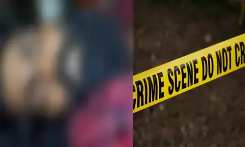 ബാറിൽ വച്ച് തുടങ്ങിയ തർക്കം; മദ്യപിച്ച ശേഷം മാർക്കറ്റിലെത്തി യുവാവിനെ കുത്തിക്കൊന്നു; ഇരുവരും കൂട്ടുകാർ എന്ന് നിഗമനം; കഴുത്തിലും നെഞ്ചിലും ആഴത്തിൽ മുറിവ്; പ്രതി ഓടി രക്ഷപ്പെട്ടു