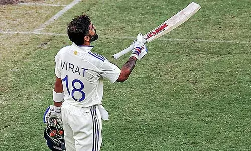 ബിസിസിഐയുടെ അനുനയശ്രമവും ഫലിച്ചില്ല; ഇംഗ്ലണ്ട് പര്യടനത്തിന് കാത്തുനില്‍ക്കാതെ ടെസ്റ്റ് ക്രിക്കറ്റില്‍നിന്നും വിരമിക്കല്‍ പ്രഖ്യാപിച്ച് വിരാട് കോലി;  ഇത് എളുപ്പമല്ലെന്നും ടെസ്റ്റ് ക്രിക്കറ്റ് പ്രതീക്ഷിച്ചതിലേറെ തനിക്ക് തിരിച്ചുതന്നെന്നും ഇന്‍സ്റ്റഗ്രാം പോസ്റ്റില്‍ താരം; രോഹിത്തിനു പിന്നാലെ പാഡഴിച്ച് മുന്‍ ഇന്ത്യന്‍ നായകന്‍