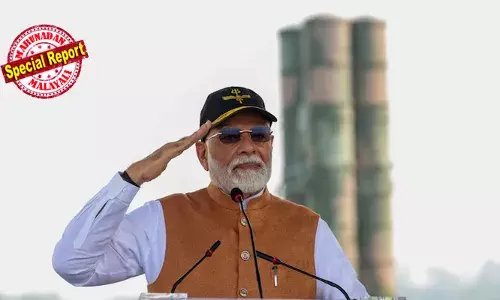 ദാ, കണ്ടോളൂ, നിങ്ങള്‍ തകര്‍ത്തെന്ന് അവകാശപ്പെട്ട വ്യോമതാവളം അതേ പോലെയുണ്ട്! ആദംപൂര്‍ വ്യോമതാവളത്തില്‍ എസ് 400 മിസൈല്‍ സംവിധാനത്തിന് മുന്നില്‍ നിന്ന് സല്യൂട്ട് ചെയ്യുന്ന ചിത്രം പങ്കു വച്ച് പ്രധാനമന്ത്രി; ഇനി ഭീകരാക്രമണത്തിന് ഒരുമ്പെട്ടാല്‍ പാക്കിസ്ഥാന്റെ സര്‍വനാശം; പാക്കിസ്ഥാന്റെ പൊള്ളയായ അവകാശവാദങ്ങള്‍ പൊളിച്ച് മോദി