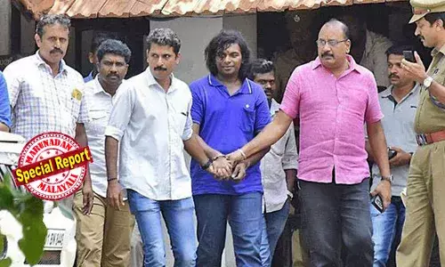 ശവത്തിനൊപ്പം നിന്നാല്‍ ശാന്തത ലഭിക്കാത്തതിനാല്‍ ആസ്ട്രല്‍ പ്രൊജക്ഷന്റെ അടുത്ത ഘട്ടം ആലോചിക്കാന്‍ ചെന്നൈയിലേക്ക് പോയതത്രെ; പരീക്ഷിച്ചത് മറ്റുള്ളവരുടെ ആത്മാവിനെ സ്വന്തം ശരീരത്തിലേക്ക് ആവാഹിച്ച് ശക്തനാകുന്ന രീതിയെന്ന് ആദ്യ മൊഴി; ആസ്ട്രല്‍ പ്രൊജക്ഷനെ പൊളിച്ച് കേരളാ പോലീസ്; ജഡ്ജി വിഷ്ണുവിന്റെ വിധി അടിസ്ഥാന പ്രമാണമാകും