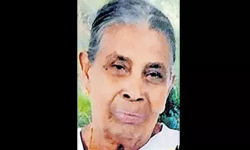 അബദ്ധത്തില്‍ ഉമ്മത്തിന്‍ കായ കഴിച്ചു; വയോധികയ്ക്ക് ദാരുണാന്ത്യം