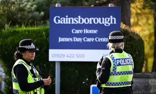 ബ്രിട്ടനില്‍ നഴ്സിംഗ് ഹോമില്‍ ഒരു രാത്രിയില്‍ മരിച്ച നിലയില്‍ കാണപ്പെട്ടത് മൂന്ന് പേര്‍; മാനേജരെ അറസ്റ്റ് ചെയ്ത് പോലീസ്