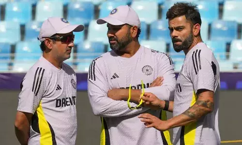 വിരാടിലും രോഹിത്തിലും ഇനിയും ധാരാളം ക്രിക്കറ്റ് അവശേഷിക്കുന്നു; മികച്ച താരങ്ങള്‍ 50 വയസുവരെ കളിക്കണം; ഇരുവരും ഇല്ലാത്ത ഇന്ത്യന്‍ യുവനിര ഇംഗ്ലണ്ടില്‍ തകര്‍ന്നടിയും; മുന്നറിയിപ്പുമായി യോഗ്രാജ് സിംഗ്