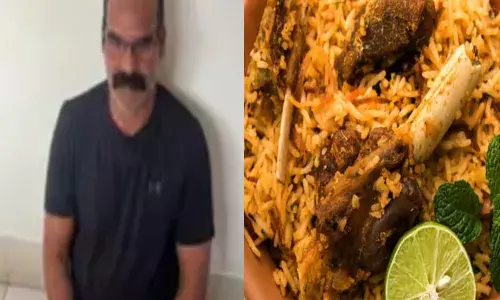 പൊളി ലൈഫ് അല്ലെ..!; കസ്റ്റഡിയിലിരിക്കെ ഗുണ്ടാ നേതാവിന് മട്ടൻ ബിരിയാണി; അകമ്പടിയായി എത്തിയത് മൂന്ന് ലക്ഷ്വറി കാറുകൾ; അഞ്ച് പോലീസുകാരെ വീട്ടിൽ ഓടിച്ച് കടുത്ത നടപടി