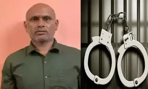 പത്ത് കൊല്ലമായി കൂടെ ജോലി ചെയ്യുന്നു; ബാങ്കിൽ അടയ്ക്കാനായി പണം നൽകിയതും സ്വഭാവം മാറി; ഡ്രൈവർ മുങ്ങിയത് കോടികളുമായി; തലയിൽ കൈവച്ച് ഉടമ!