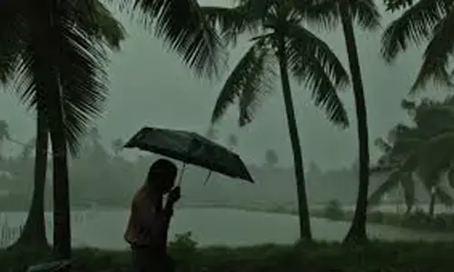 മാനം ഇരുളും..; സംസ്ഥാനത്ത് ശക്തമായ മഴയ്ക്ക് സാധ്യത; എട്ട് ജില്ലകളിൽ യെല്ലോ അലർട്ട്; ജാഗ്രത മുന്നറിയിപ്പ് നൽകി അധികൃതർ