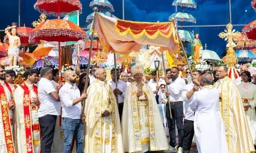 പരിശുദ്ധ അമ്മ, നമ്മുടെ കുറവുകളെ ആദ്യമറിയുന്നവള് : മാര് സ്റ്റീഫന് ചിറപ്പണത്ത് പരിശുദ്ധ അമ്മ, നമ്മുടെ കുറവുകളെ ആദ്യമറിയുന്നവള് : മാര് സ്റ്റീഫന് ചിറപ്പണത്ത്