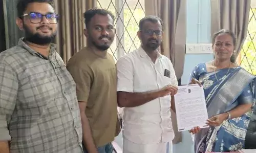 പ്ലസ് വണ് സ്വീറ്റ് പ്രതിസന്ധി മലപ്പുറത്തിന് അനുപാതികമായസ്ഥിര ബാച്ചുകള് അനുവദിക്കണം: ഫ്രറ്റേണിറ്റി പ്ലസ് വണ് സ്വീറ്റ് പ്രതിസന്ധി മലപ്പുറത്തിന് അനുപാതികമായസ്ഥിര ബാച്ചുകള് അനുവദിക്കണം: ഫ്രറ്റേണിറ്റി