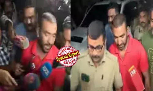 രഹസ്യമായി പൂന്തുറയിലെ വീട്ടിലെത്തി മടങ്ങുമ്പോള്‍ കാര്‍ ഡാന്‍സാഫ് സംഘത്തിന്റെ കണ്ണില്‍ പെട്ടു; ചേസ് ചെയ്ത് സ്റ്റേഷന്‍ കടവില്‍ എത്തിച്ചപ്പോള്‍ വളഞ്ഞിട്ട് പിടിച്ച് തുമ്പ പൊലീസ്; ജൂനിയര്‍ അഭിഭാഷകയെ തല്ലിച്ചതച്ച സീനിയര്‍ ബെയ്‌ലിന്‍ ദാസ് ഒളിവില്‍ കഴിഞ്ഞത് സുഹൃത്തിന്റെ വീട്ടില്‍; പിടിയിലായത് വാഹനങ്ങള്‍ മാറി മാറി കയറി രക്ഷപ്പെടാന്‍ ശ്രമിക്കുന്നതിനിടെ