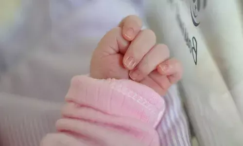 കഴിഞ്ഞ മാസം സംസ്ഥാനത്ത് നടന്നത് 26 വീട്ടുപ്രസവം; ബോധവത്ക്കരണ പരിപാടി തുടര്‍ന്ന് ആരോഗ്യ വകുപ്പ്