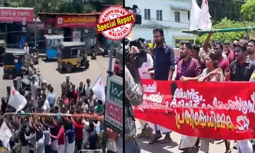 കോണ്‍ഗ്രസ് കൊടിമരമെന്ന് കരുതി ആവേശത്തോടെ പിഴുതെടുത്ത സഖാക്കള്‍ പ്ലിംഗ്! കൊടിമരം ചുമലിലേറ്റി കണ്ണൂരില്‍ പ്രതിഷേധ പ്രകടനം; അക്കിടി പറ്റിയത് തിരിച്ചറിഞ്ഞപ്പോഴേക്കും വല്ലാതെ വൈകി പോയി; എസ്എഫ്‌ഐക്കാര്‍ പിഴുതെടുത്തത് ഈ പാര്‍ട്ടിയുടെ കൊടിമരം