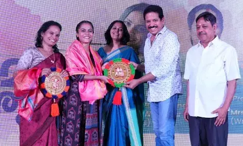 നൃത്തപ്പൊലിമയില്‍ അമ്മപ്പെരുമ; നടനചാരുതയില്‍ നിറഞ്ഞ് ഡിഫറന്റ് ആര്‍ട് സെന്റര്‍