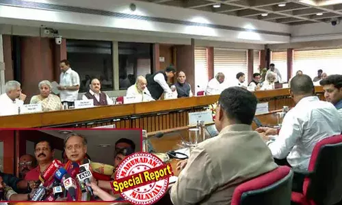 പാക്കിസ്ഥാന്‍ ഭരണകൂടം സ്പോണ്‍സര്‍ ചെയ്യുന്ന ഭീകരതയെ ആഗോളതലത്തില്‍ തുറന്നുകാട്ടാന്‍ ഇന്ത്യ; യുഎസ്, യുകെ എന്നിവിടങ്ങളിലേക്കുള്ള വിദേശ പര്യടന പ്രതിനിധി സംഘത്തെ ശശി തരൂര്‍ നയിക്കും; കേന്ദ്രസര്‍ക്കാരിനെ സമ്മതമറിയിച്ചു; നീക്കം കോണ്‍ഗ്രസ് നേതൃത്വം തരൂരിനെ താക്കീത് ചെയ്തെന്ന റിപ്പോര്‍ട്ടുകള്‍ക്കിടെ