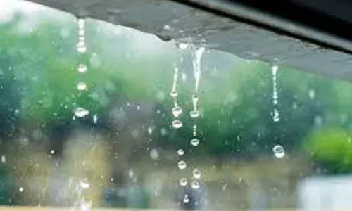 20 വരെ ഒറ്റപ്പെട്ടയിടങ്ങളില്‍ മിന്നലോടു കൂടിയ മഴയ്ക്കും കാറ്റിനും സധ്യത; 19ന് അഞ്ച് ജില്ലകളില്‍ ഓറഞ്ച് അലര്‍ട്ട്