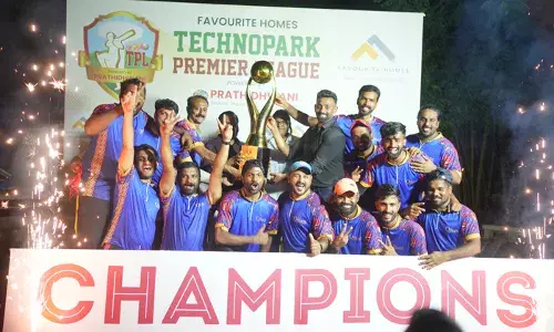 ടെക്‌നോപാര്‍ക്ക് പ്രീമിയര്‍ ലീഗ് കിരീടം ക്യുബര്‍സ്റ്റിന്; വനിതാ ടൂര്‍ണമെന്റില്‍ ഇന്‍ഫോസിസ് ജേതാക്കള്‍