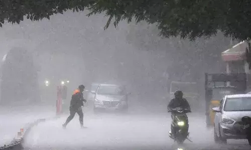 അതിതീവ്ര മഴ; റഡ് അലര്‍ട്ട് നിലവിലുള്ള ജില്ലകളില്‍ മുന്നറിയിപ്പായി സൈറണ്‍; അഞ്ച് മണിക്ക് സൈറണ്‍ മുഴങ്ങുമെന്ന് കാലാവസ്ഥ വകുപ്പ്