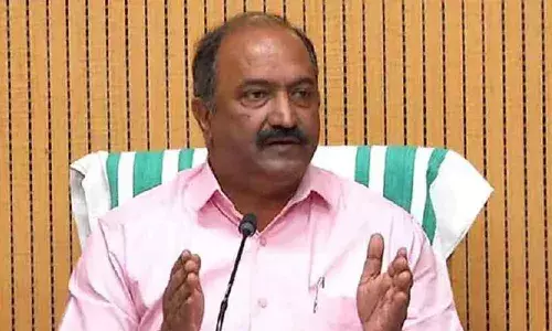 സംസ്ഥാനത്തിന്റെ കടഭാരം കുറയുന്നു; കടക്കെണിയിലെന്നത് യാഥാര്‍ത്ഥ്യവുമായി ബന്ധമില്ലാത്ത ആക്ഷേപം; രണ്ടു ഗഡു ക്ഷേമ പെന്‍ഷന്‍ ശനിയാഴ്ച മുതല്‍ വിതരണം ചെയ്യുമെന്നും മന്ത്രി കെ എന്‍ ബാലഗോപാല്‍