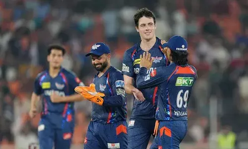 വിജയത്തിലേക്ക് നീങ്ങിയ ഗുജറാത്തിന് തടയിട്ടത് വില്ല്യം ഒറൗര്‍ക്ക്; അഭിമാനപ്പോരില്‍ ആശ്വാസ ജയവുമായി ലക്നൗ സൂപ്പര്‍ ജയന്റസ്; ഗുജറാത്ത് ടൈറ്റന്‍സിനെ വീഴ്ത്തിയത് 33 റണ്‍സിന്