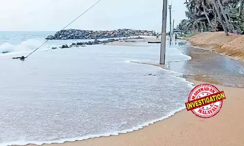 ചാവക്കാട്ടെ തൊട്ടാപ്പ് കടപ്പുറത്ത് കരയ്ക്കടിഞ്ഞത് ആയുധങ്ങള്‍ സൂക്ഷിക്കുന്ന ലോഹനിര്‍മിത പെട്ടി; ആദ്യം കണ്ടത് മത്സ്യത്തൊഴിലാളികള്‍; ബോക്‌സ് തുറന്നു പരിശോധിച്ചിട്ടില്ലെന്ന് പൊലീസ്