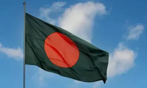 ബംഗ്ലാദേശ് കലാപം; മുന്‍ പൊലീസ് കമീഷണര്‍ക്കും ഏഴ് ഉദ്യോഗസ്ഥര്‍ക്കും എതിരെ കുറ്റം ചുമത്തി അന്താരാഷ്ട്ര കുറ്റകൃത്യ ട്രൈബ്യൂണല്‍