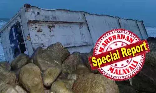 കൊല്ലത്തിന്റെ തീരത്ത് കണ്ടെയ്‌നറുകള്‍ ഒഴുകി നടക്കുന്നു; ആ കപ്പലില്‍ ഉണ്ടായിരുന്നത് 73 കാലി കണ്ടെയ്‌നര്‍ ഉള്‍പ്പെടെ കപ്പലില്‍ 623 എണ്ണം; 13 എണ്ണത്തില്‍ ഹാനികരമായ രാസവസ്തുക്കളും 12ല്‍ കാല്‍സ്യം കാര്‍ബൈഡും; വേണ്ടത് അതീവ ജാഗ്രത; ആരും കണ്ടെയ്‌നറുകളില്‍ തൊടരുത്; കപ്പല്‍ മുങ്ങി താണത് ആശങ്കയാകുമ്പോള്‍
