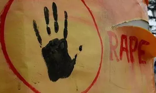 മധ്യപ്രദേശില്‍ ആദിവാസി സ്ത്രീക്ക് അതിക്രൂര കൂട്ട ബലാത്സംഗം; സ്വകാര്യഭാഗത്ത് ഇരുമ്പ് വടി തിരുകി കയറ്റി; ഗര്‍ഭാശയം പുറത്തെടുത്തു: അയല്‍ക്കാരായ രണ്ടുപേര്‍ അറസ്റ്റില്‍