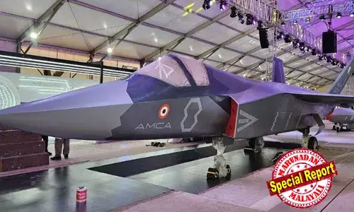 ആയുധങ്ങള്‍ വഹിക്കാനുള്ള ഇന്റേണല്‍ വെപ്പണ്‍ ബേ;  അത്യാധുനിക ഏവിയോണിക്സ്;  സൂപ്പര്‍ ക്രൂയിസ്;   എഎംസിഎ വിഭാവനം ചെയ്യുന്നത് ഇരട്ട എന്‍ജിന്‍ മള്‍ട്ടി റോള്‍ യുദ്ധവിമാനം;  ഇന്ത്യയുടെ അഞ്ചാം തലമുറ യുദ്ധവിമാനം ഉടനെന്ന് രാജ്‌നാഥ് സിംഗ്; പൊതു സ്വകാര്യ പങ്കാളിത്തത്തോടെ നടപ്പാക്കും