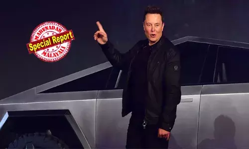 ആശിച്ച് മോഹിച്ച് ബുക്ക് ചെയ്താല്‍ കിട്ടുക വെയിലും മഴയും കൊണ്ട് ദ്രവിച്ച സൈബര്‍ട്രക്കുകള്‍; കയ്യില്‍ കിട്ടിയാല്‍ അറ്റകുറ്റപ്പണി ചെയ്ത് കീശ കീറും; പരാതികള്‍ ഏറിയതോടെ വില്‍പ്പന കുത്തനെ ഇടിയുന്നു; ഇലോണ്‍ മസ്‌കിന്റെ ടെസ്ല എരിതീയില്‍ നിന്ന് വറചട്ടിയിലേക്ക്