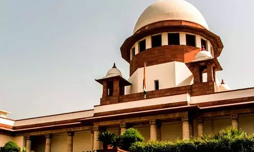 കുട്ടിയെ നോക്കാന്‍ അവധി നല്‍കിയില്ല; സുപ്രീംകോടതിയെ സമീപിച്ച് അഡീഷണല്‍ ജില്ലാ വനിതാ ജഡ്ജി