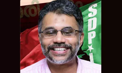 നിലമ്പൂരില്‍ എസ്ഡിപിഐ ആരെയും പിന്തുണയ്ക്കില്ല; അഡ്വ.സാദിഖ് നടുത്തൊടി മണ്ഡലത്തില്‍ മത്സരിക്കും; മൂന്നുമുന്നണികളുടെയും വികസന വായ്ത്താരികള്‍ പൊള്ള; ഒരുമുന്നണിയോടും പ്രത്യേക താല്‍പര്യമില്ലെന്നും നേതാക്കള്‍