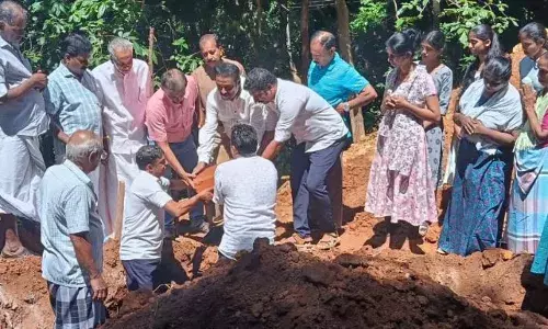 കണ്ണൂര് മേഖലയില് വേള്ഡ് പീസ് മിഷന്റെ അഞ്ചാമത്തെ വീടിന് തറക്കല്ലിട്ടു കണ്ണൂര് മേഖലയില് വേള്ഡ് പീസ് മിഷന്റെ അഞ്ചാമത്തെ വീടിന് തറക്കല്ലിട്ടു