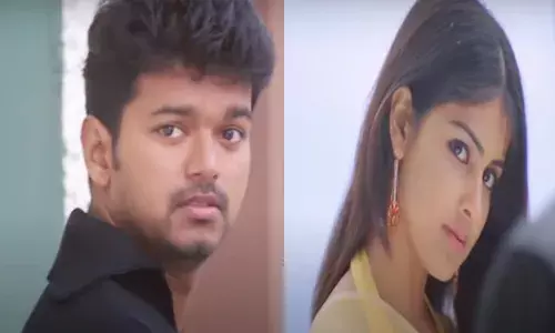 കണ്ണുമൂടി തുറക്കും പോത്..; ആ എവർഗ്രീൻ ഹിറ്റ് മറക്കാൻ പറ്റോ?; വര്‍ഷങ്ങള്‍ക്കിപ്പുറവും ആഘോഷിക്കുന്ന ഒരു വിജയ് പടം; ഫോർ കെ​ മികവിൽ വീണ്ടുമൊരു ഗാനം പുറത്ത്