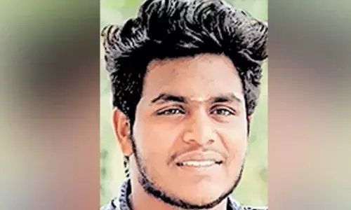 ഉത്സവം കഴിഞ്ഞ് മടങ്ങിയ യുവാവിന്റെ മൃതദേഹം ദുരൂഹ സാഹചര്യത്തില്‍ കനാലില്‍ കണ്ടെത്തി; സുഹൃത്തുക്കളായ നാലുപേര്‍ കസ്റ്റഡിയില്‍