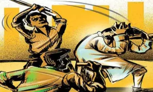 ദളിത് സമുദായത്തില്‍ നിന്നുള്ളവര്‍ ഹാളില്‍ വിവാഹം നടത്തുമോ; ഹാളില്‍ വിവാഹ ചടങ്ങ് നടത്തിയ ദളിത് കുടുംബത്തിന് നേരെ അക്രമം; രണ്ട് പേർക്ക് ഗുരുതര പരിക്ക്; സംഭവം ഉത്തർ പ്രദേശിൽ