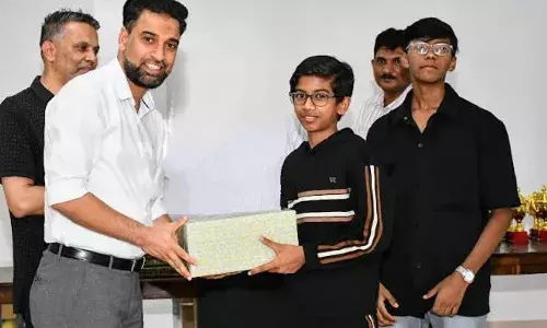 ഖുര്ആന് പരീക്ഷ വിജയികള്ക്ക് ആദരം ഖുര്ആന് പരീക്ഷ വിജയികള്ക്ക് ആദരം