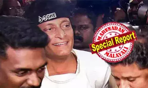 ലൈംഗിക അധിക്ഷേപത്തിന് പുറമേ പിന്തുടര്‍ന്ന് ശല്യം ചെയ്തതിന്റെ വകുപ്പും; സമൂഹമാധ്യമങ്ങളിലൂടെ പലര്‍ക്കുമെതിരെ നടത്തിയ ലൈംഗികാധിക്ഷേപത്തിന്റെ തെളിവുകളും സ്വര്‍ണ്ണ മുതലാളിയ്ക്ക് വിനയാകും; ബോബി ചെമ്മണ്ണൂരിനെതിരെ കുറ്റപത്രം; ഇനി വിചാരണക്കാലം