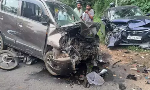 ബീനാച്ചിയിൽ മൂന്നു വാഹനങ്ങൾ തമ്മിൽ കൂട്ടിയിടിച്ച് അപകടം; യാത്രക്കാർക്ക് പരിക്കേറ്റു; ആശുപത്രിയിൽ പ്രവേശിപ്പിച്ചു