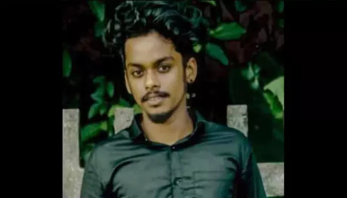 ബൈക്ക് നിയന്ത്രണം വിട്ട് ദേശിയപാതയില്‍ ഓട നിര്‍മ്മാണത്തിനായി കുഴിച്ച കുഴിയില്‍ വീണു; യുവാവിന് ദാരുണാന്ത്യം