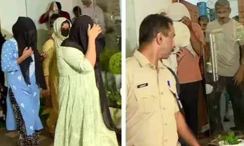 അസമയത്ത് സംശയകരമായ സാഹചര്യത്തിൽ ആളുകളെത്തുന്നു; രഹസ്യ വിവരത്തിന്റെ അടിസ്ഥാനത്തിൽ പെൺവാണിഭ കേന്ദ്രത്തിൽ പോലീസ് റെയ്ഡ്; ആറ് സ്ത്രീകൾ ഉൾപ്പെടെ 9 പേർ അറസ്റ്റിൽ