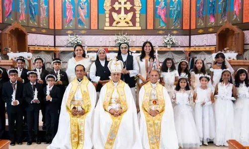 ഗാര്ലാന്റ് സെന്റ്. തോമസ് സീറോ മലബാര് ദേവാലയത്തില് ആദ്യകുര്ബാന സ്വീകരണം ഗാര്ലാന്റ് സെന്റ്. തോമസ് സീറോ മലബാര് ദേവാലയത്തില് ആദ്യകുര്ബാന സ്വീകരണം