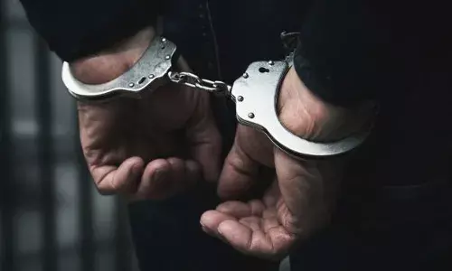 അമേരിക്കയിൽ ജോലി വാഗ്ദാനം നൽകി പണം തട്ടിയ കേസ്; ഇവാഞ്ചിലിക്കൽ സഭ ബിഷപ്പ് അറസ്റ്റിൽ; യുവാവിൽ നിന്നും തട്ടിയത് ലക്ഷങ്ങൾ; പ്രതിക്കെതിരെ നിരവധി കേസുകൾ