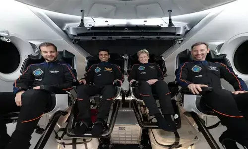 രാജ്യാന്തര ബഹിരാകാശ നിലയത്തിലേക്ക് പോകുന്ന ആദ്യ ഇന്ത്യക്കാരനാകാന്‍ ശുഭാംശു ശുക്ല കാത്തിരിക്കണം; ചൊവ്വാഴ്ചത്തെ ആക്‌സിയം- 4 ദൗത്യം മോശം കാലാവസ്ഥയെ തുടര്‍ന്ന് മാറ്റി വച്ചു; മിഷന്‍ ബുധനാഴ്ച വൈകിട്ട് 5.30 ന് നടക്കുമെന്ന് ഐ എസ് ആര്‍ ഒ