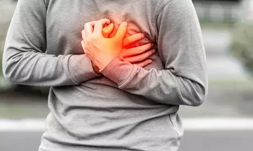 സുഹൃത്തിന്റെ പിതാവിന് രക്തം നല്‍കാന്‍ ആശപത്രിയിലെത്തി; രക്തദാനത്തിന് ശേഷം പുറത്തിറങ്ങിയതിന് പിന്നാലെ നെഞ്ചുവേദന:  മറ്റൊരു ജീവന്‍ രക്ഷിക്കാനെത്തിയ യുവാവ് ഹൃദയാഘാതം മൂലം മരിച്ചു