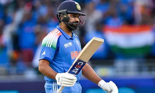 ബിസിസിഐ പ്രതീക്ഷിച്ചത് ചാമ്പ്യന്‍സ് ട്രോഫിക്കു പിന്നാലെ വിരമിക്കുമെന്ന്; രോഹിതിന് നായകനായി ലോകകപ്പ് കളിക്കാന്‍ മോഹം; രണ്ട് വര്‍ഷം കാത്തിരിക്കുമോ?  ഫിറ്റ്നസും ഫോമും ആശങ്ക; ക്യാപ്റ്റന്‍ സ്ഥാനം നഷ്ടമായേക്കും; പിന്‍ഗാമി ശ്രേയസ് അയ്യര്‍?