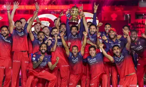 വിജയ് മല്യ കടത്തില്‍ മുങ്ങിയപ്പോള്‍  ഡിയാജിയോയുടെ കൈകളിലെത്തി;  പതിനെട്ട് വര്‍ഷത്തെ കാത്തിരിപ്പിനൊടുവില്‍ ഐപിഎല്‍ കിരീടം; ആര്‍സിബി വില്‍പ്പനയ്‌ക്കോ?  പ്രചരിക്കുന്നത് ഊഹാപോഹങ്ങളെന്ന് ഉടമകള്‍;  ബോംബെ സ്റ്റോക്ക് എക്സ്ചേഞ്ചിന് കത്ത് നല്‍കി