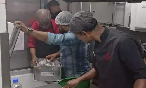 മഴക്കാലത്ത് 4451 സ്ഥാപനങ്ങളില്‍ ഭക്ഷ്യ സുരക്ഷാ പരിശോധനകള്‍; 80 കടകളുടെ പ്രവര്‍ത്തനം നിര്‍ത്തിവയ്പ്പിച്ചു