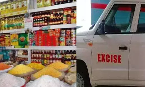 ആശാനേ..പണി പാളിയെന്ന തോന്നണേ..!; പുറത്തുനിന്ന് നോക്കിയാൽ നല്ല ഉഗ്രൻ പലചരക്ക് കട; അകത്തെ കച്ചവടം മറ്റൊന്ന്; കൈയ്യോടെ പൊക്കി എക്‌സൈസ്